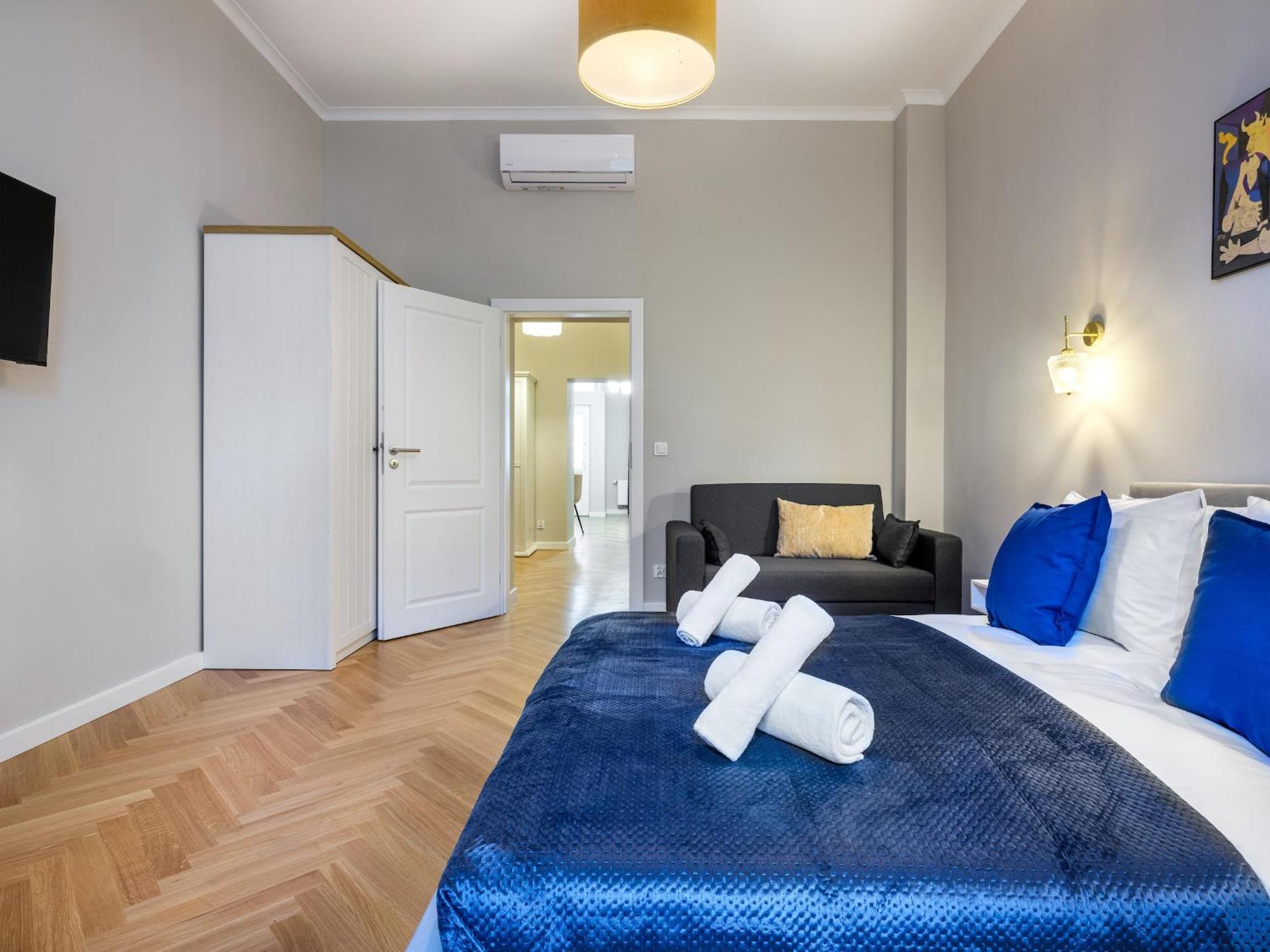 Tyzenhauz Suites Topolowa Krakow Exterior photo